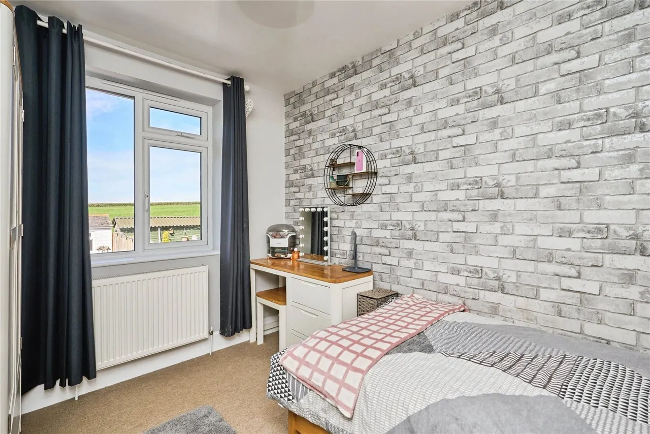 Horsebridge Hill, Newport, PO30, photo 17