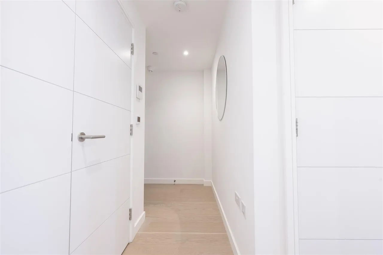 Fulton Road, Wembley, HA9, photo 41