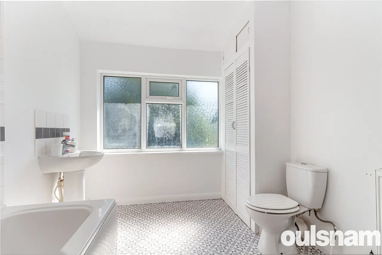 St. Heliers Road, Northfield, West Midlands, B31 1QS, photo 7