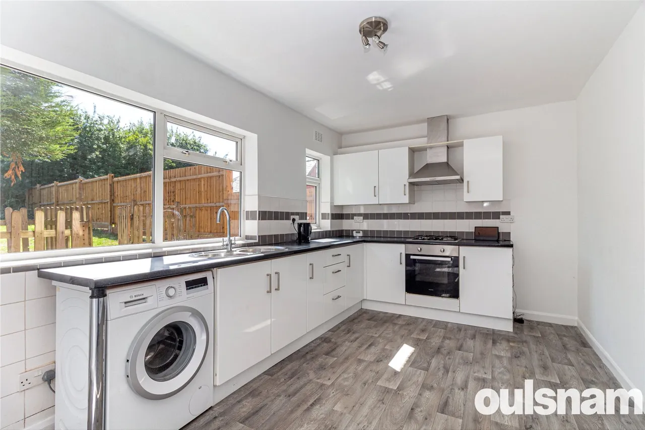 St. Heliers Road, Northfield, West Midlands, B31 1QS, photo 5