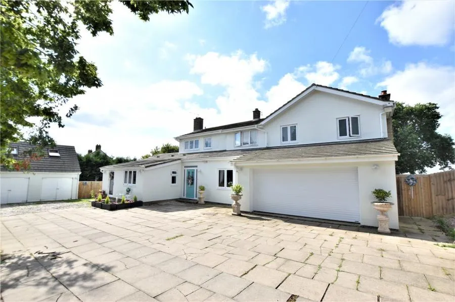 Pebmarsh Road, Colne Engaine, CO6, photo 19