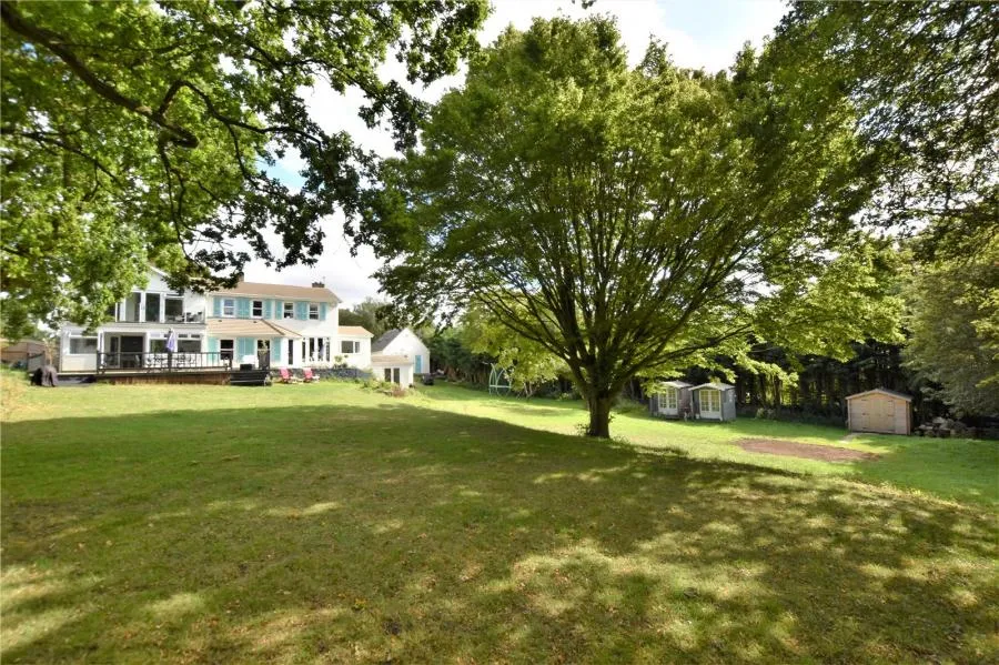 Pebmarsh Road, Colne Engaine, CO6, photo 12
