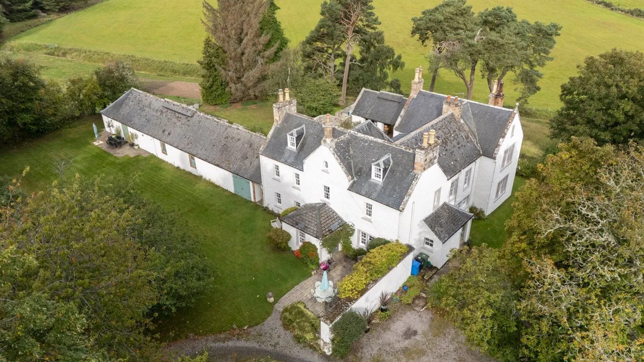 Logie Easter, Kildary, Invergordon, Ross-Shire, IV18 0NZ, photo 4