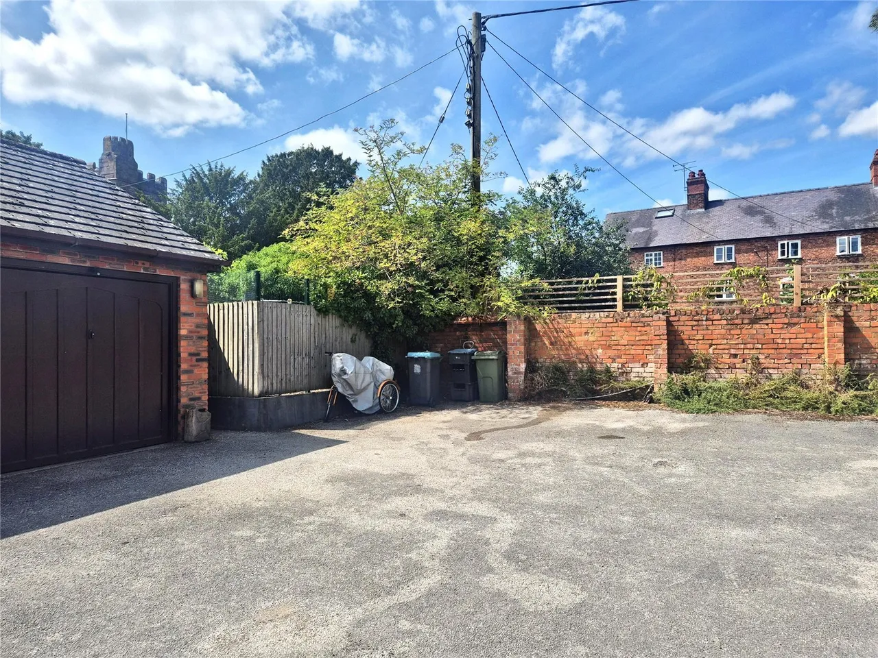 St. Marys Court, Overton, LL13, photo 22