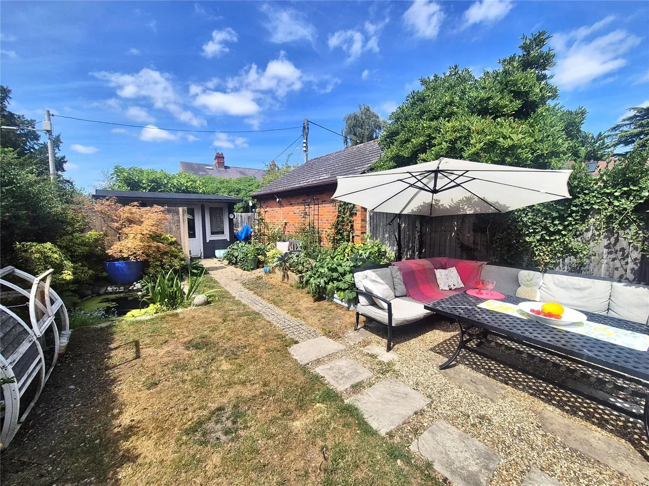St. Marys Court, Overton, LL13, photo 2