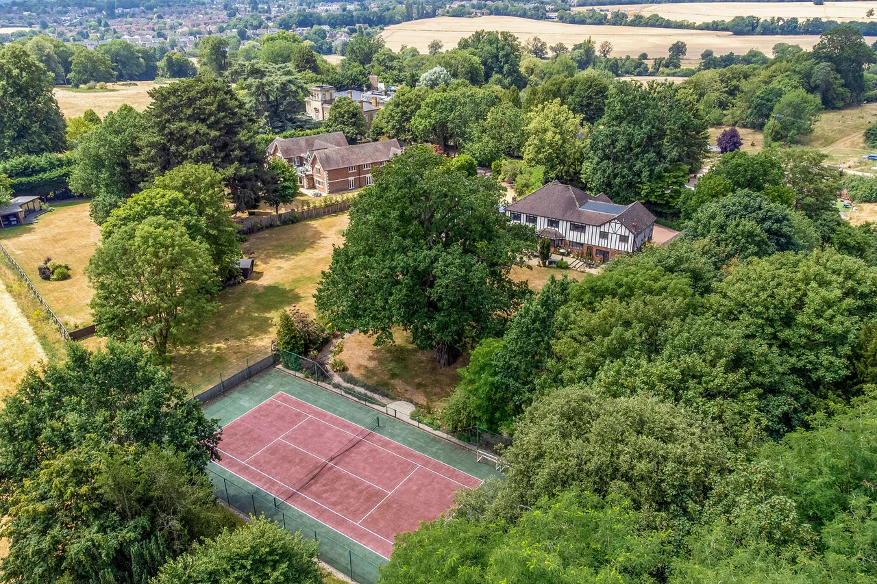 Ware Park, Ware, SG12, photo 2