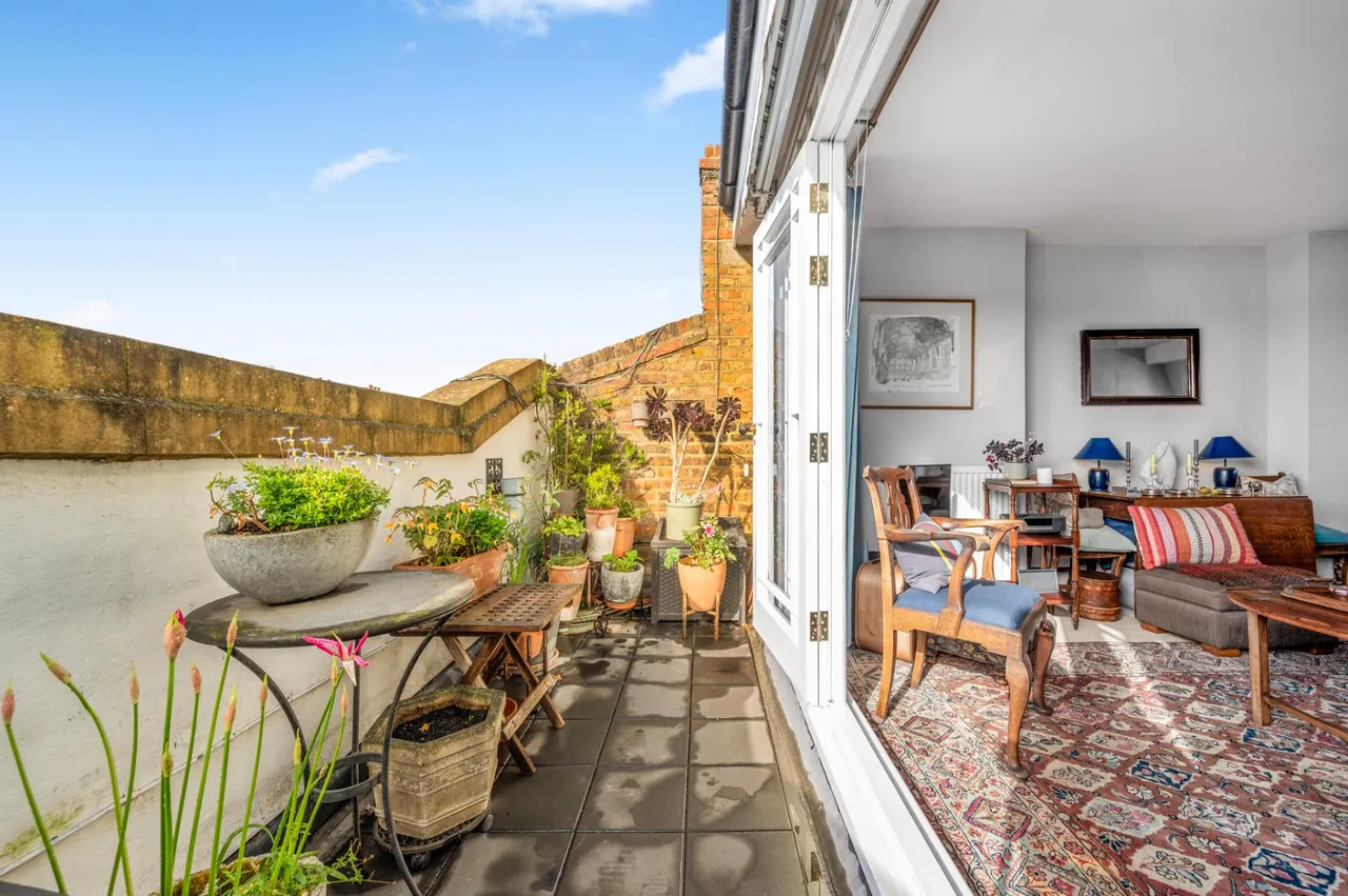 Chalcot Road, Primrose Hill, NW1, photo 9