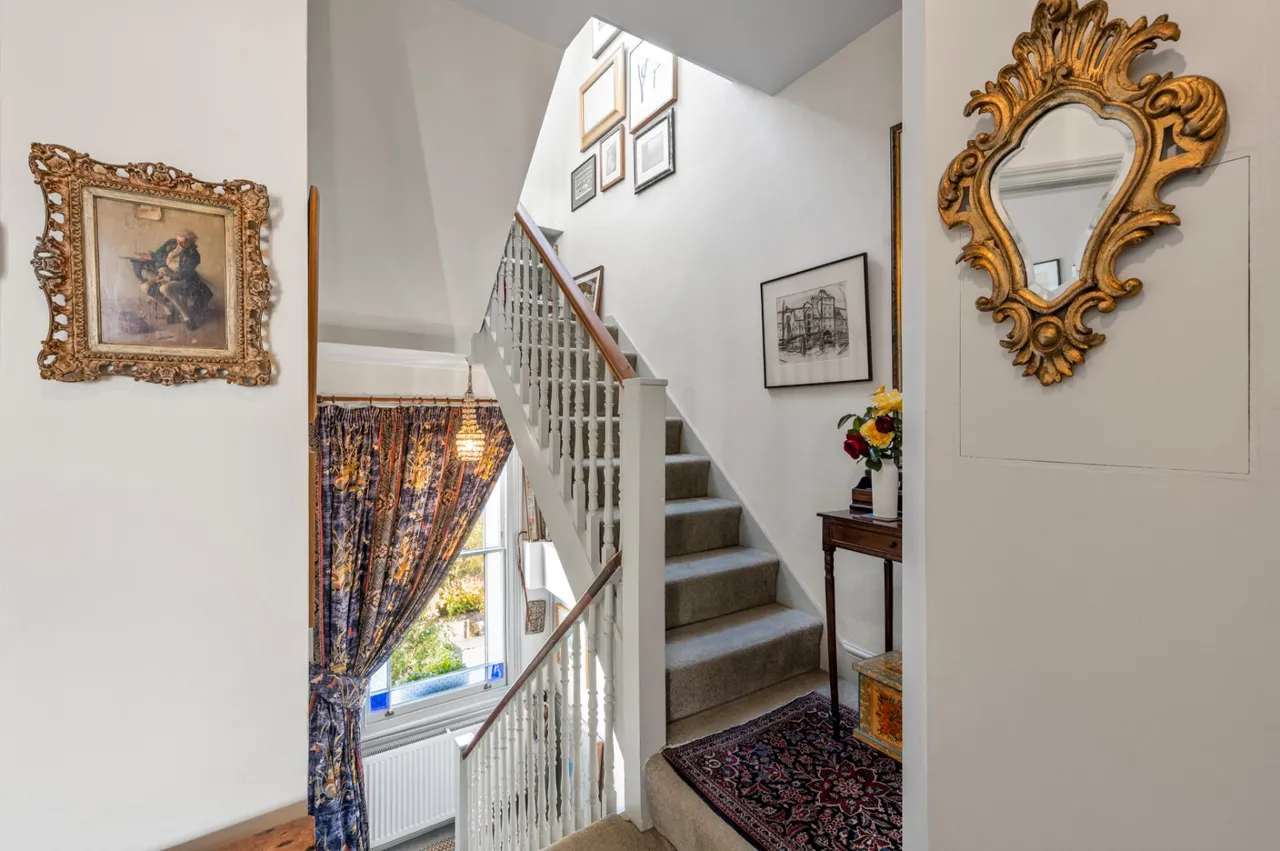 Chalcot Road, Primrose Hill, NW1, photo 10
