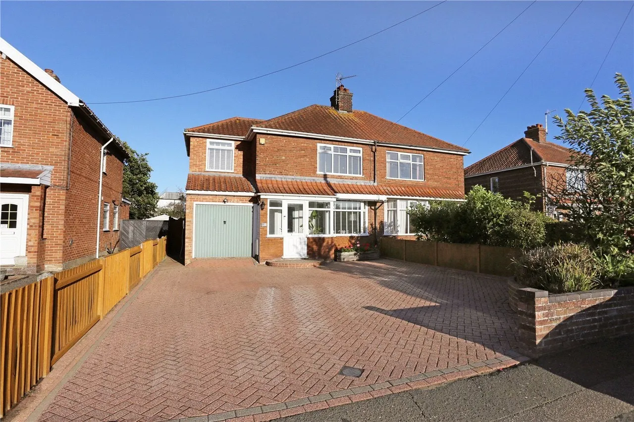 3 bed house for sale, Falcon Road East, Sprowston, NR7