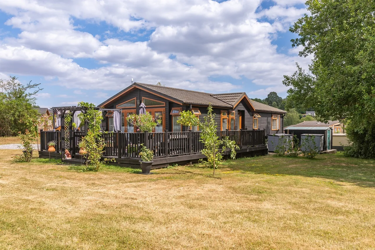 The Warren Lodge, Woodham Walter, Maldon, photo 2