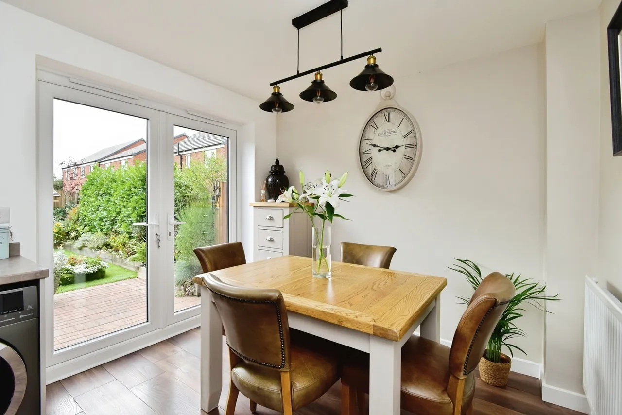 Comfrey Avenue, SANDBACH, Cheshire, CW11, photo 10