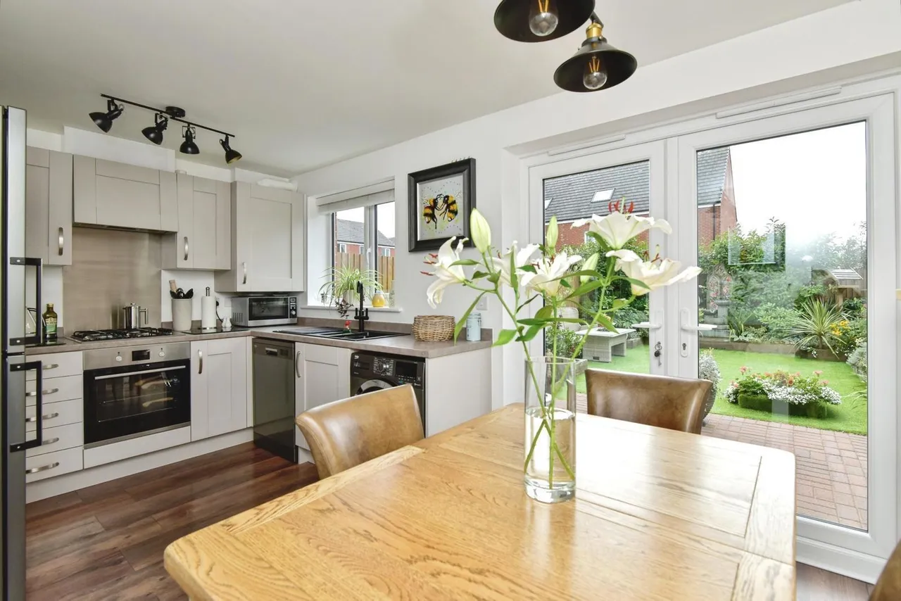 Comfrey Avenue, SANDBACH, Cheshire, CW11, photo 7