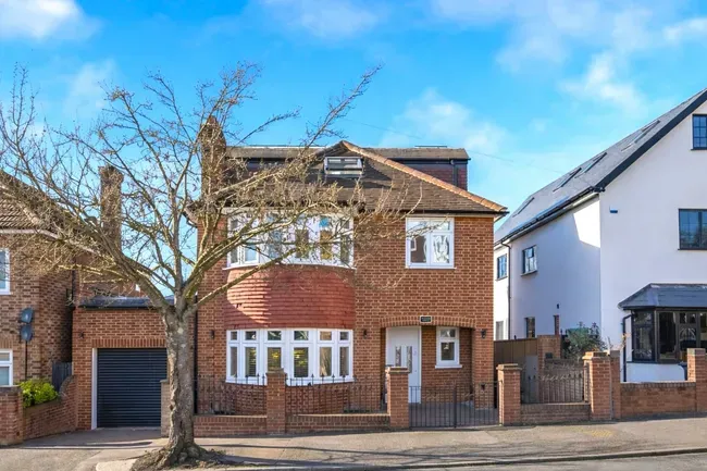 4 bed house for sale — Roding Avenue, Woodford Green, IG8