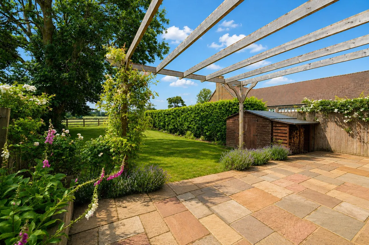 Smithfield End, Swanbourne, MK17, photo 26