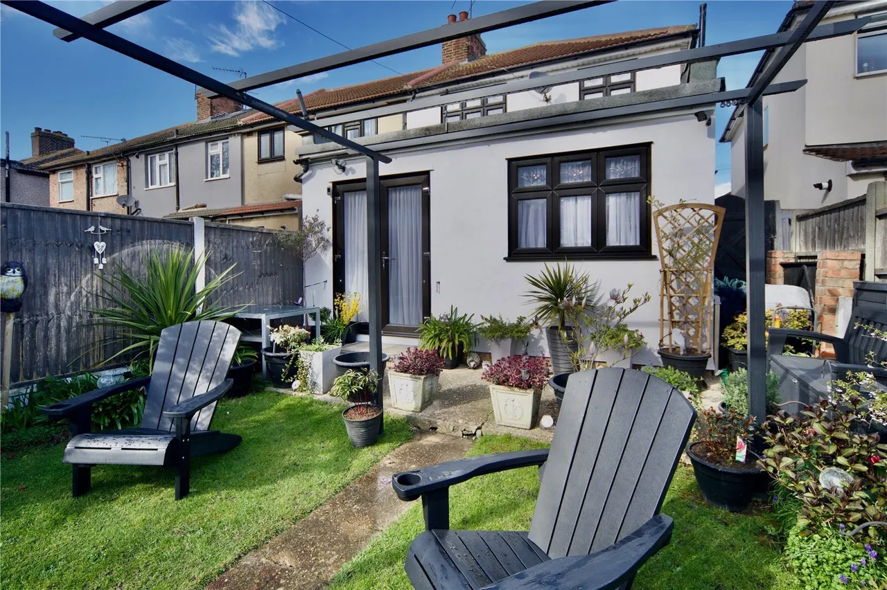 Beamway, Dagenham, Essex, RM10, photo 28