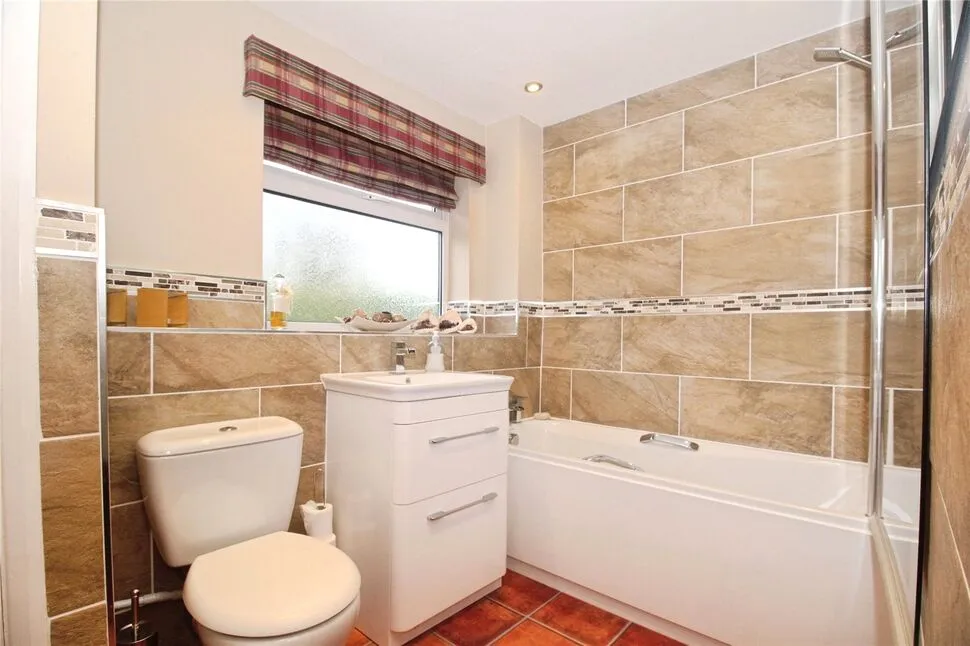 Beaufort Close, Burbage, LE10, photo 14