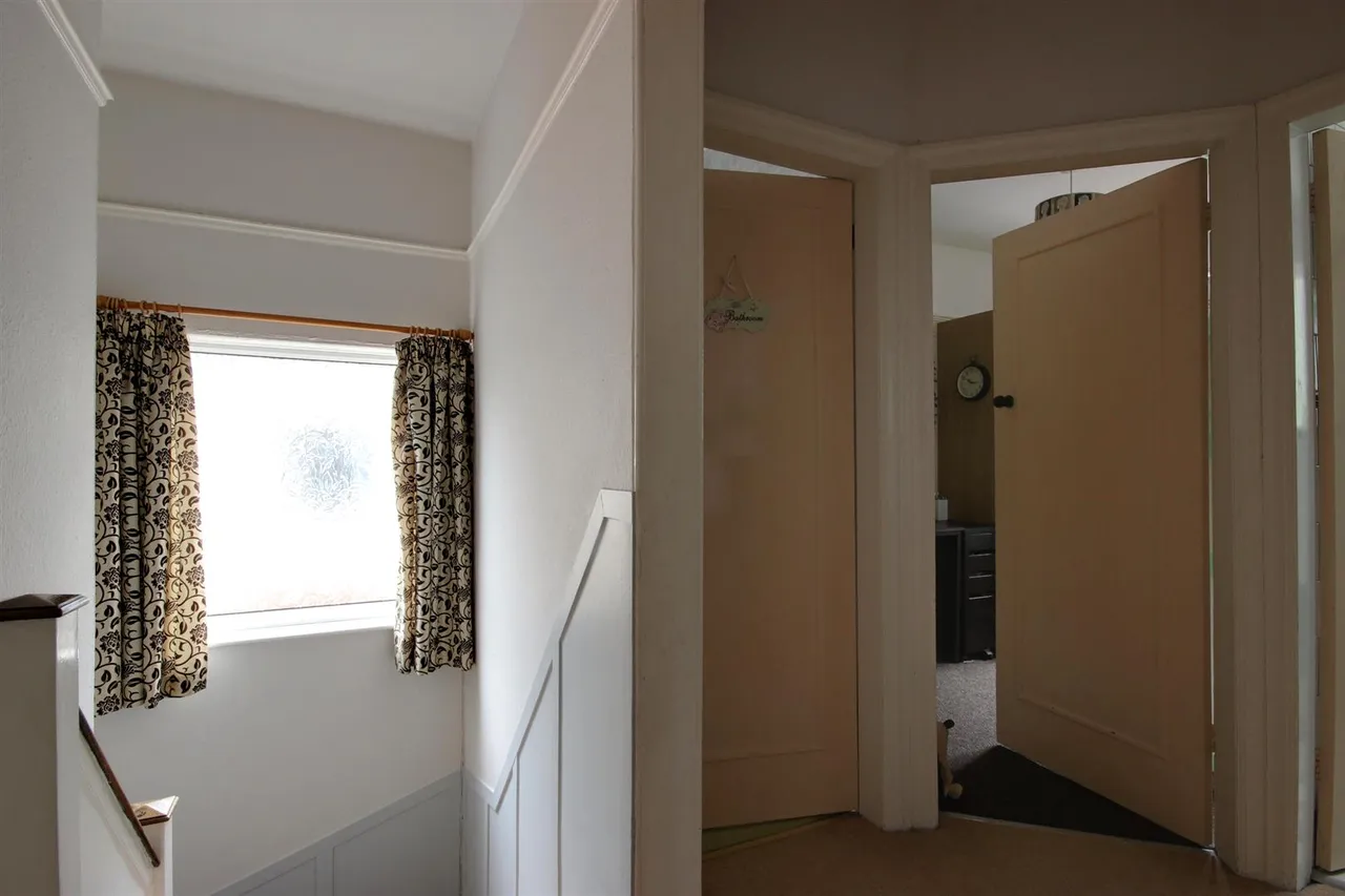 Allderidge Avenue, Hull, photo 21