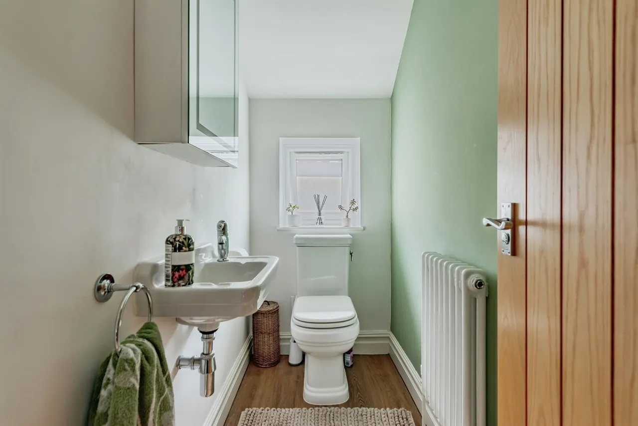 Althorne Road, Redhill, photo 14