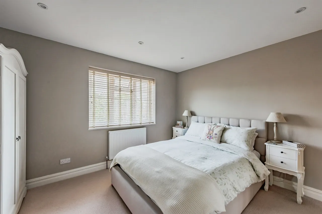 Althorne Road, Redhill, photo 10