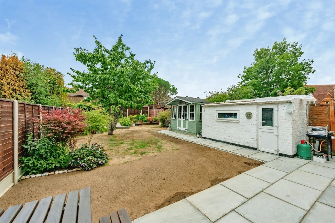 Althorne Road, Redhill, photo 15