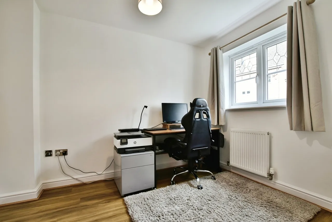 Lawnhurst Avenue, Wythenshawe, Manchester, M23, photo 5