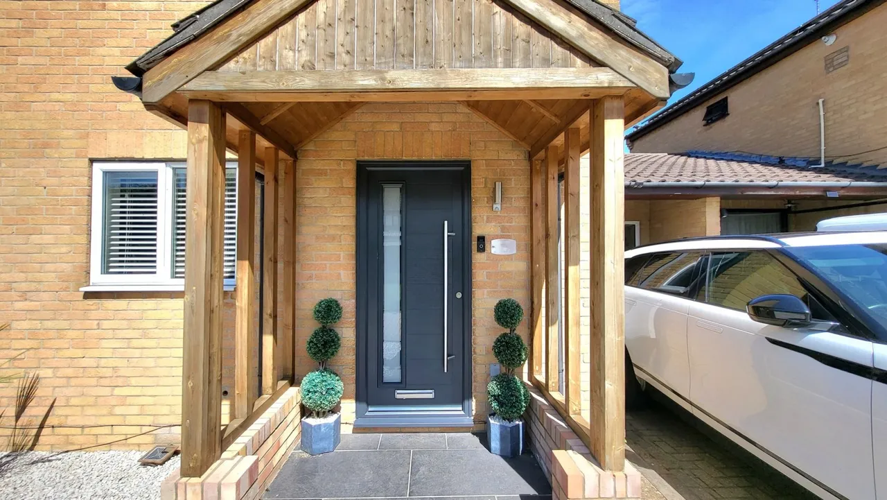 Ambleside Gardens, Gunthorpe, Peterborough, PE4, photo 2