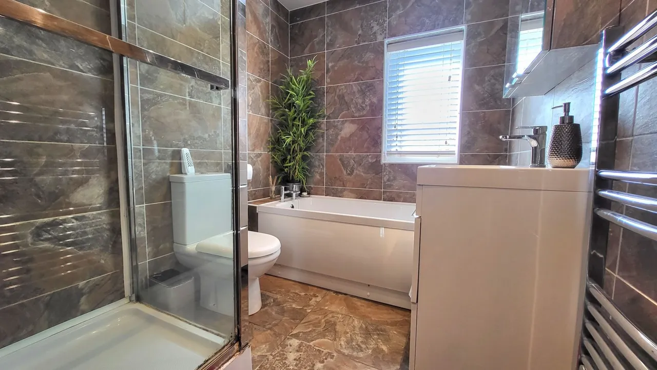 Ambleside Gardens, Gunthorpe, Peterborough, PE4, photo 18