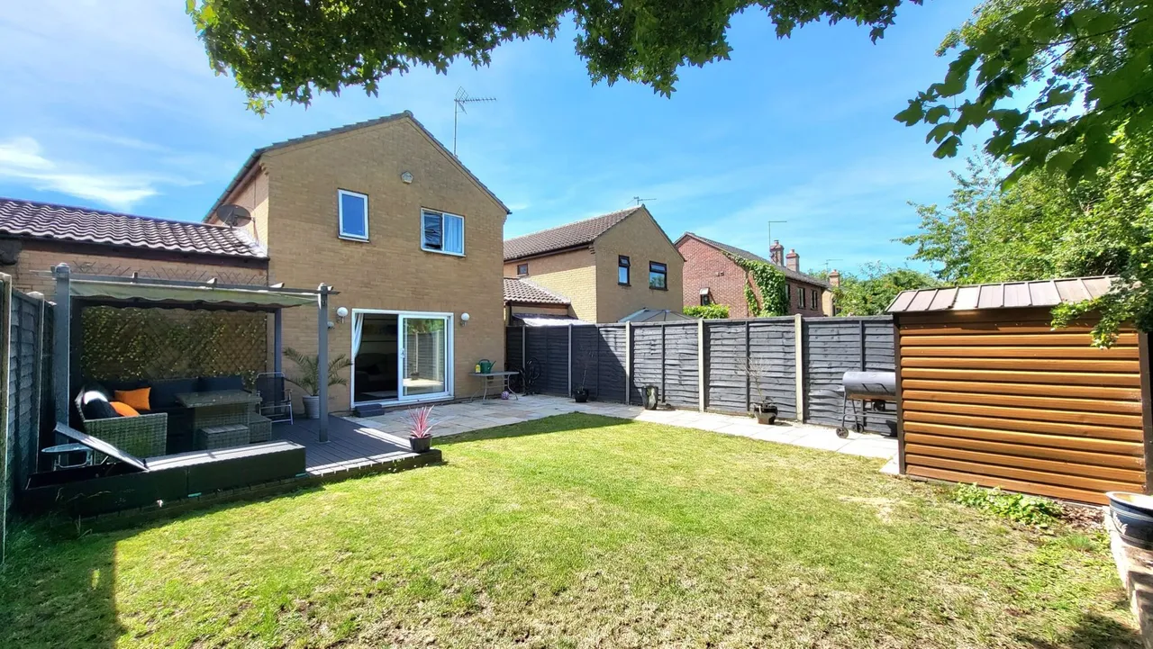 Ambleside Gardens, Gunthorpe, Peterborough, PE4, photo 9