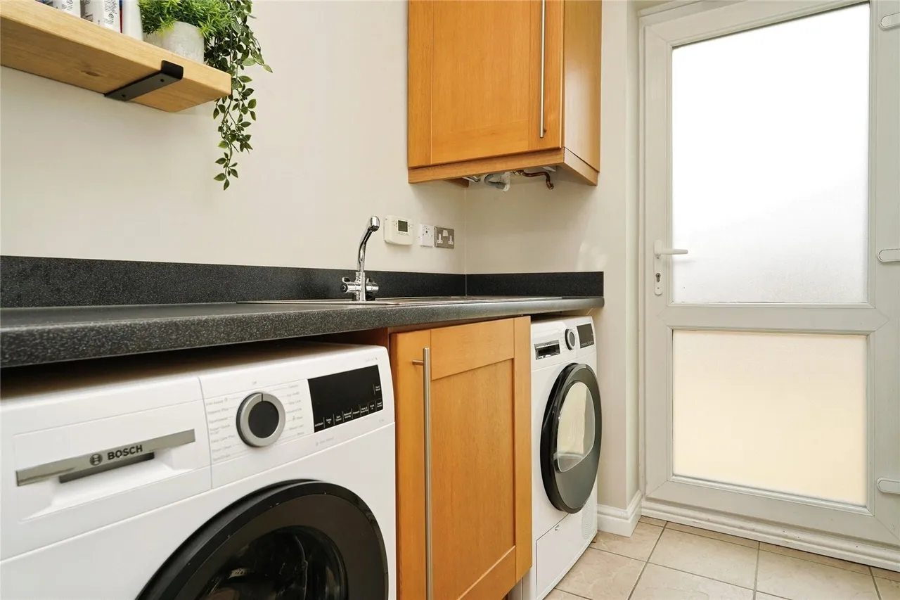 Greenways, Gloucester, Gloucestershire, GL4, photo 8
