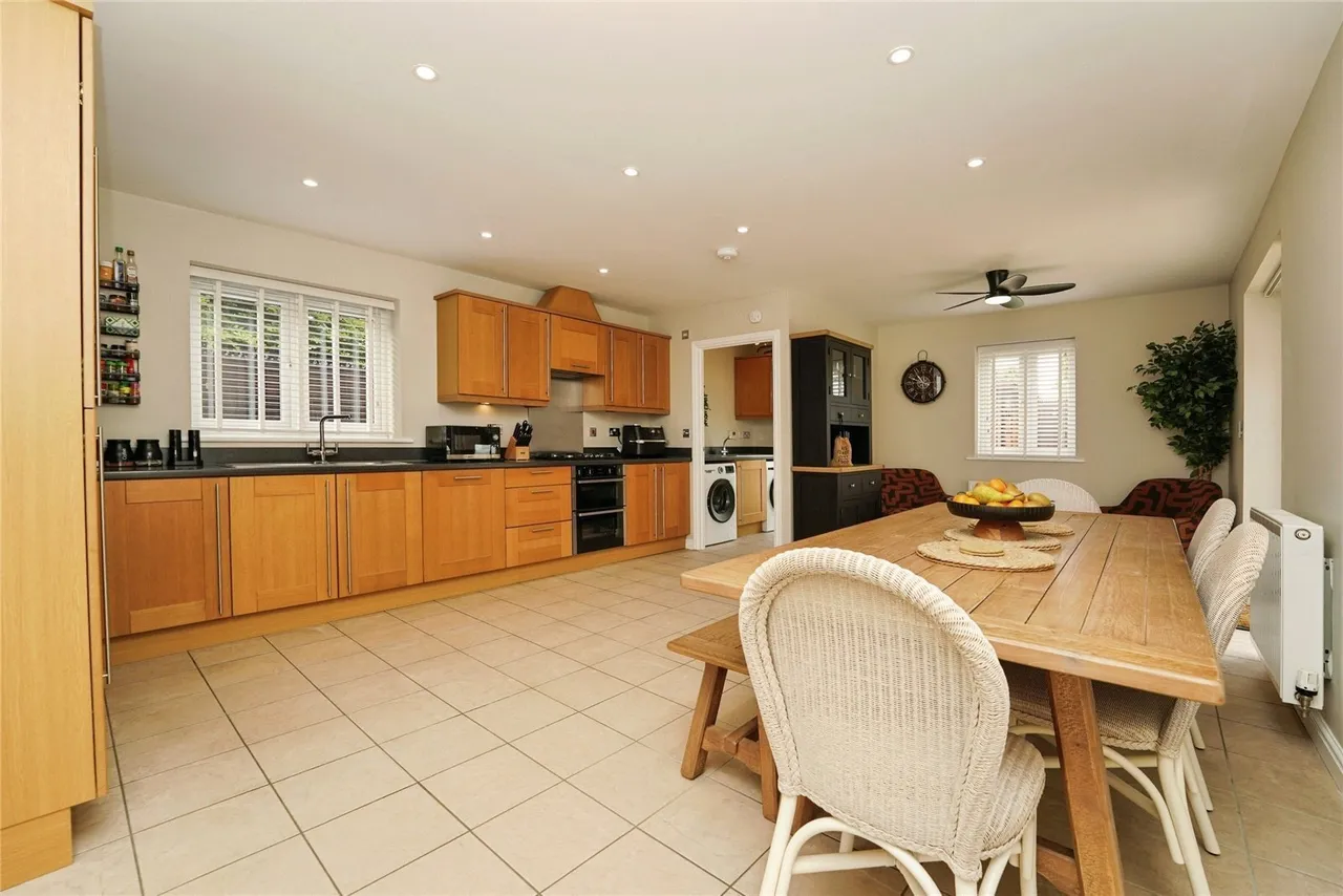 Greenways, Gloucester, Gloucestershire, GL4, photo 9