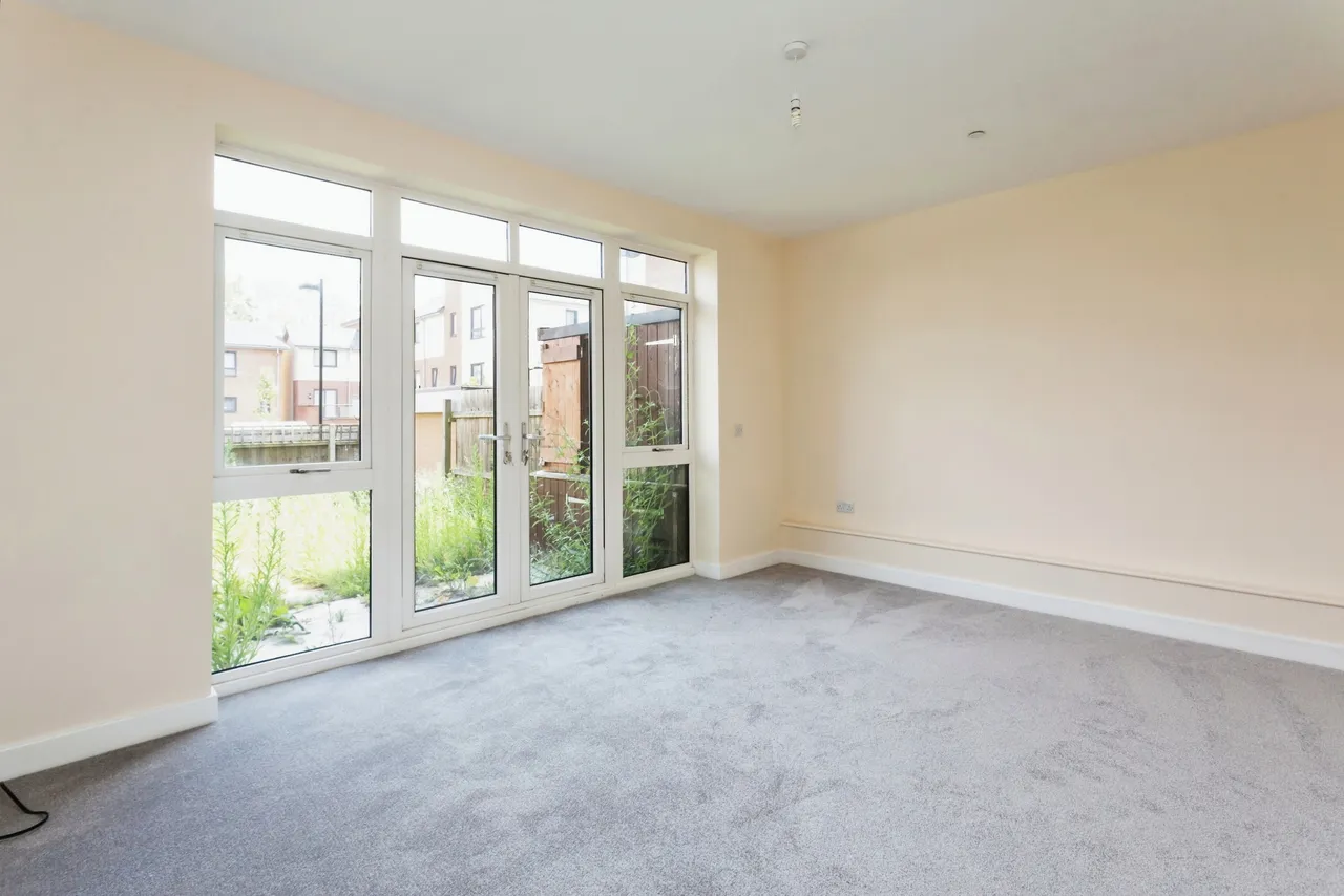 Newington Gate, Ashland, Milton Keynes, Buckinghamshire, MK6, photo 3