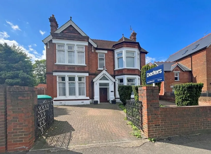 flat to rent — East Acton Lane, Acton, W3