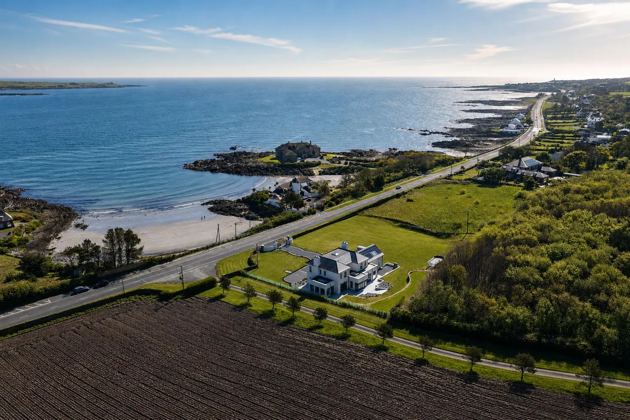 Warren Road, Donaghadee, BT21, photo 2