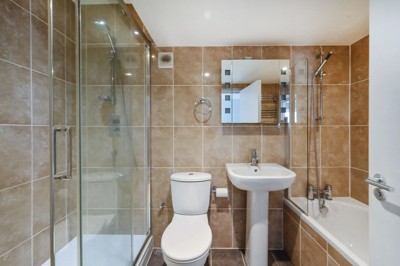 Peterborough Road, SW6, photo 12