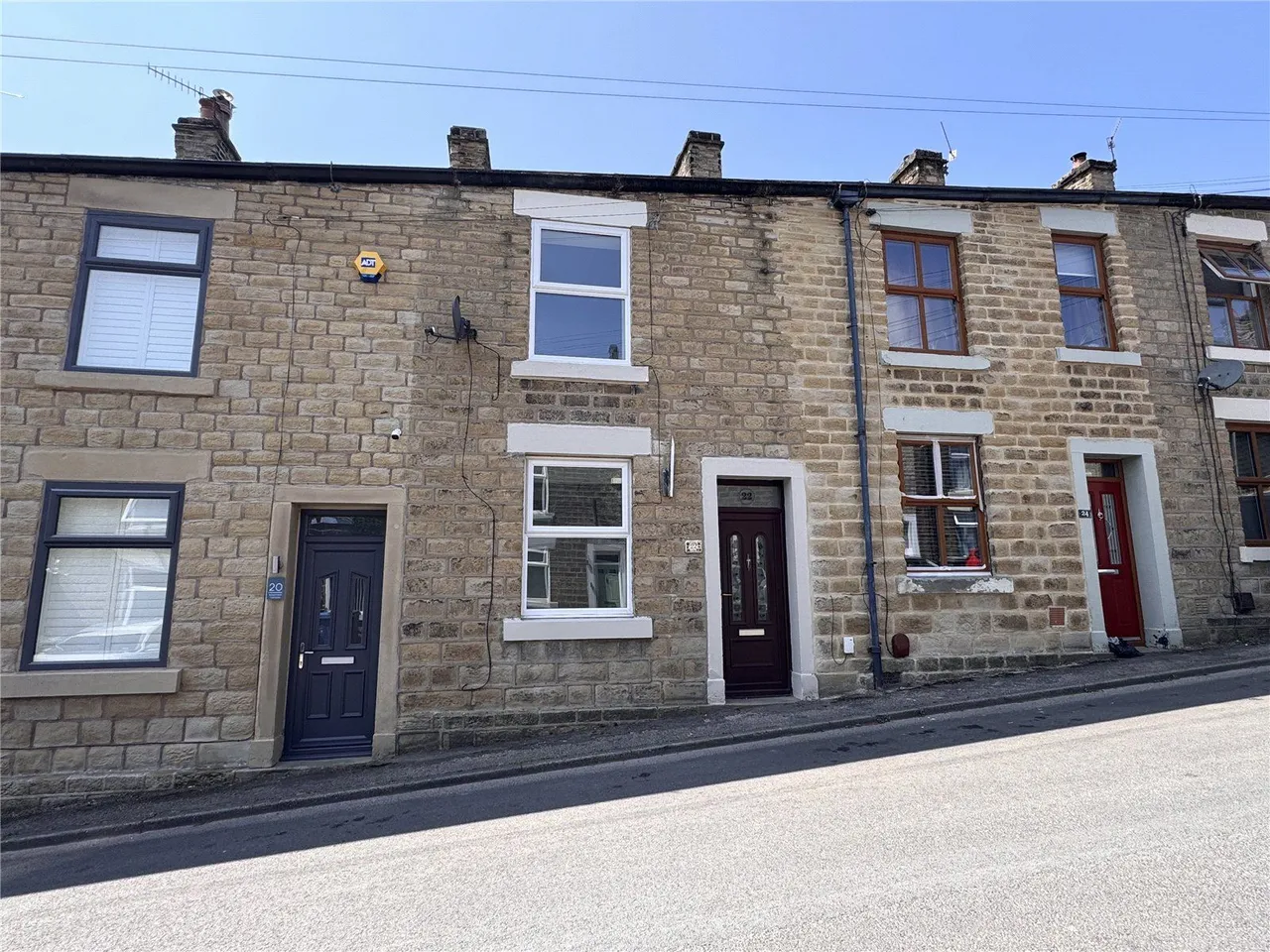 3 bed house for sale, Moorfield Terrace, Hollingworth, SK14