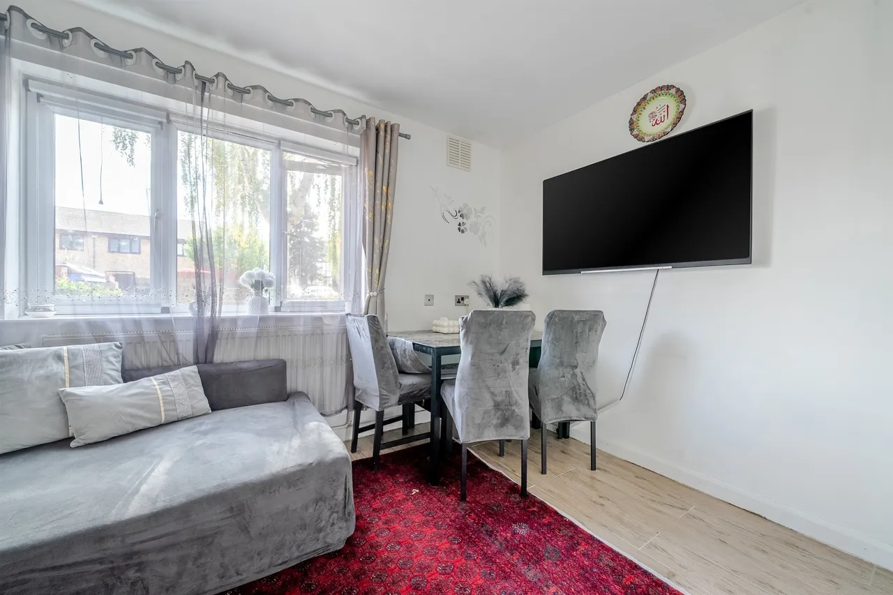 Hastings Close, Barnet, photo 10