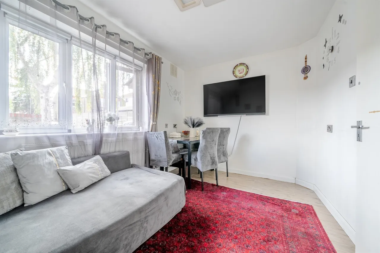 Hastings Close, Barnet, photo 9