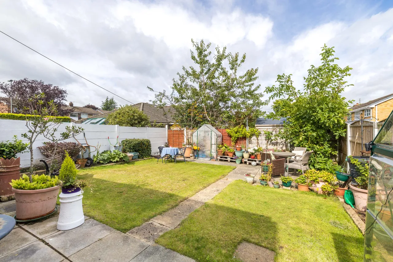 Alderton Drive, Ashton-In-Makerfield, WN4, photo 16