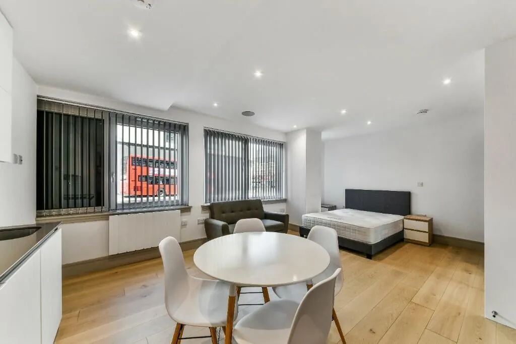 Kingsway, London, N12, photo 6