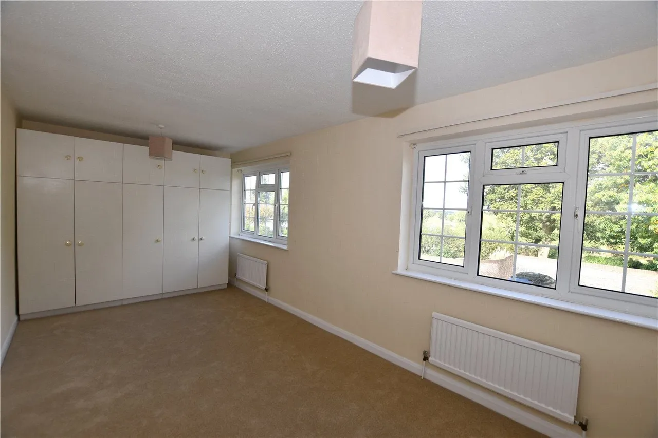McCarthy Way, Finchampstead, RG40, photo 7