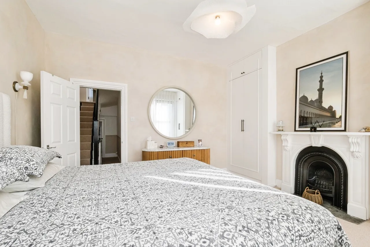 Malvern Road, East Ham, E6, photo 13