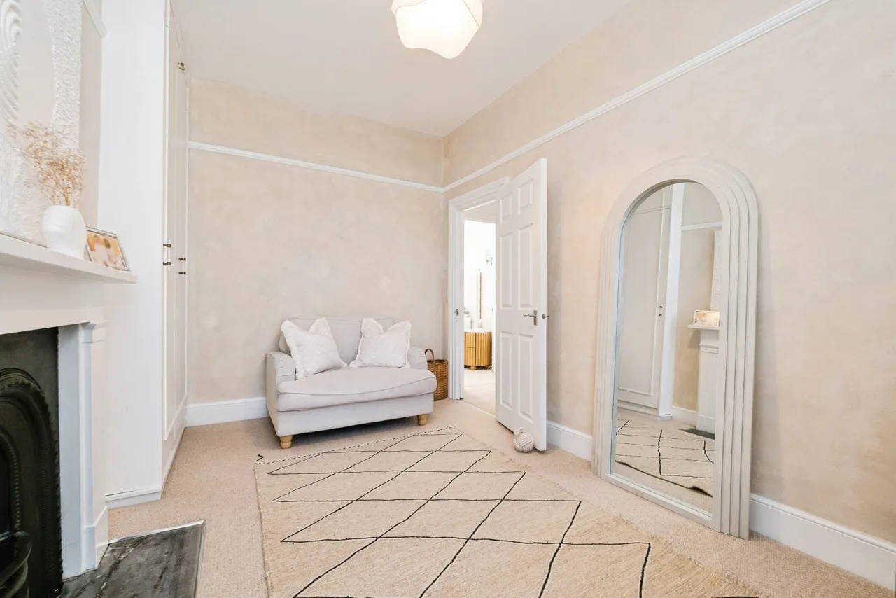 Malvern Road, East Ham, E6, photo 10