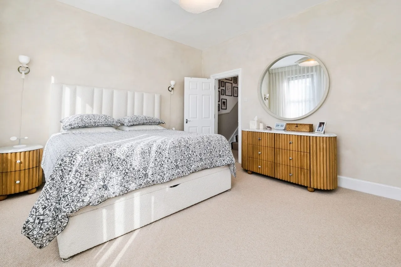Malvern Road, East Ham, E6, photo 12