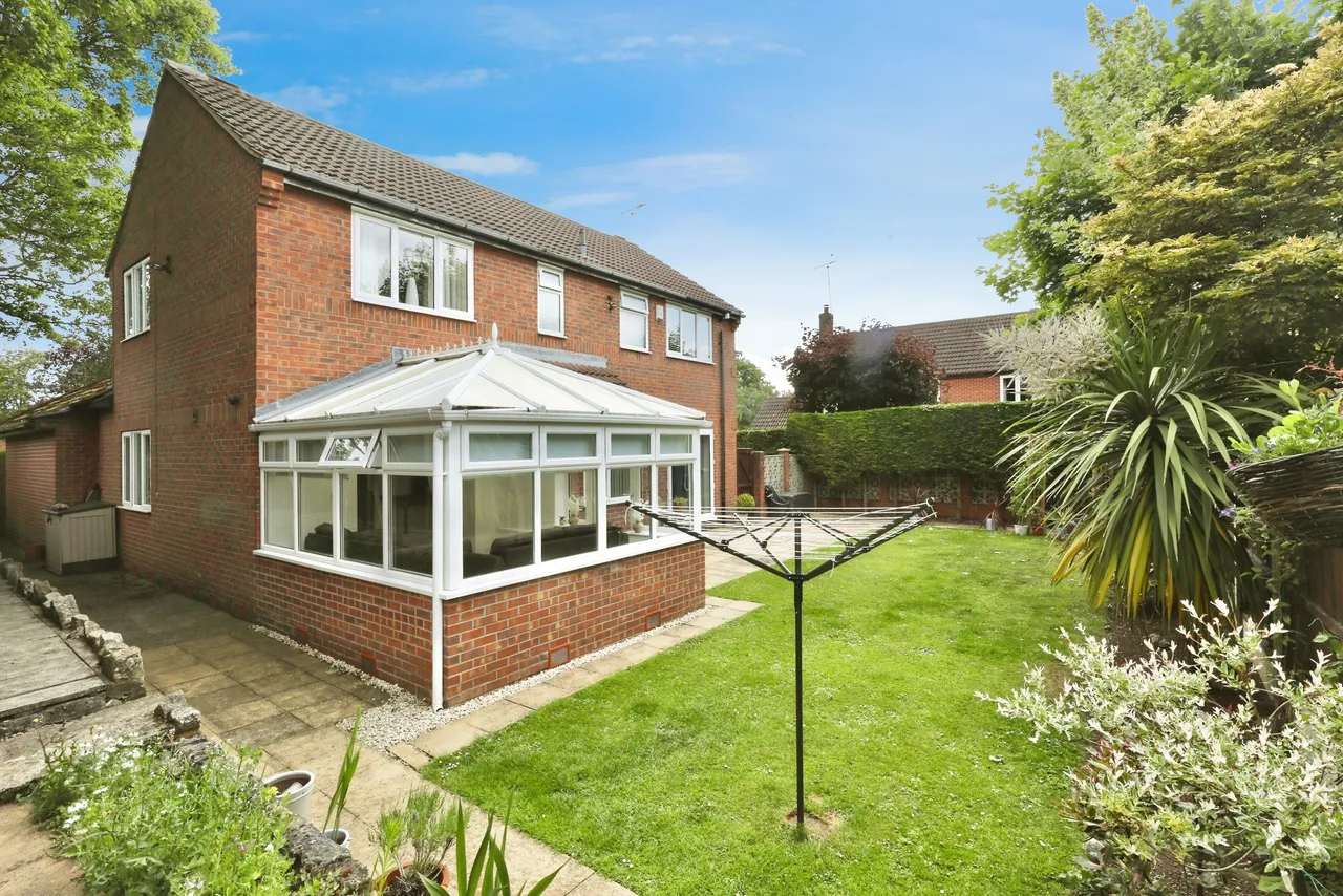 The Poplars, Whitwell, S80, photo 15