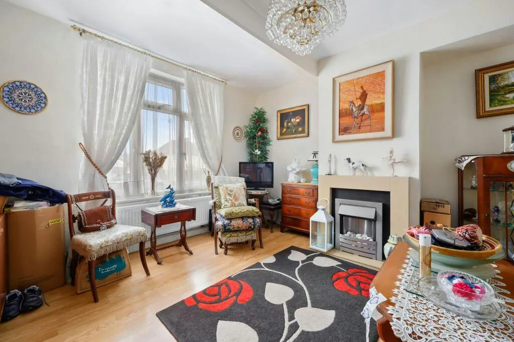 Central Road, Morden, SM4, photo 4