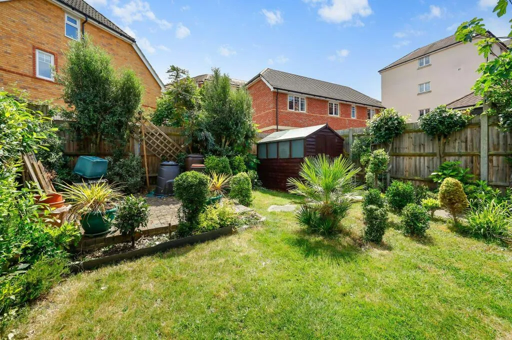 Central Road, Morden, SM4, photo 19