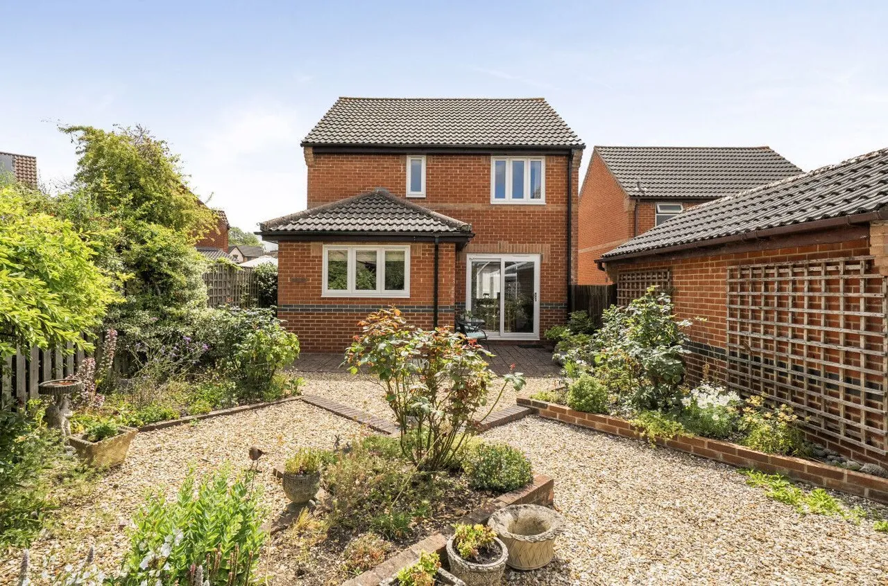 Hillbourne Close, Warminster, BA12, photo 21