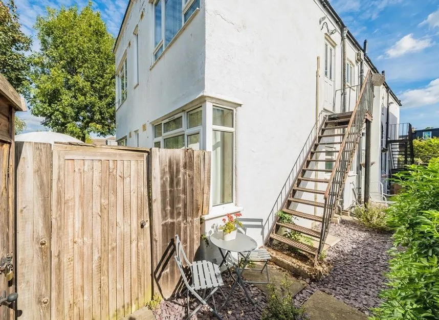 Second Cross Road, Twickenham, TW2, photo 4
