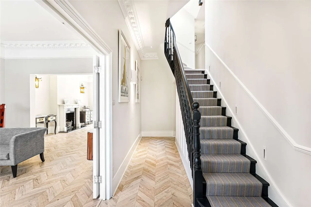 Elms Crescent, London, SW4 8QE, photo 5