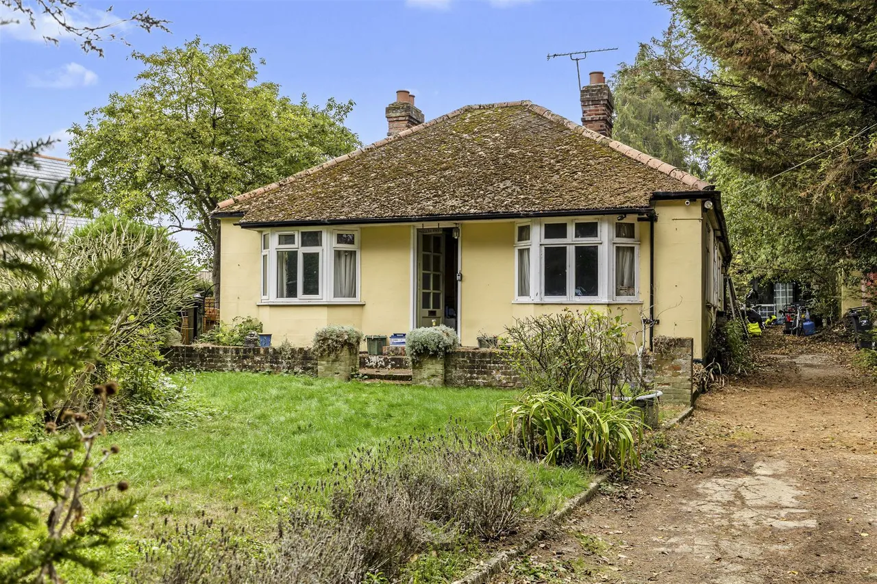 Wicken Road, Clavering, CB11, photo 2